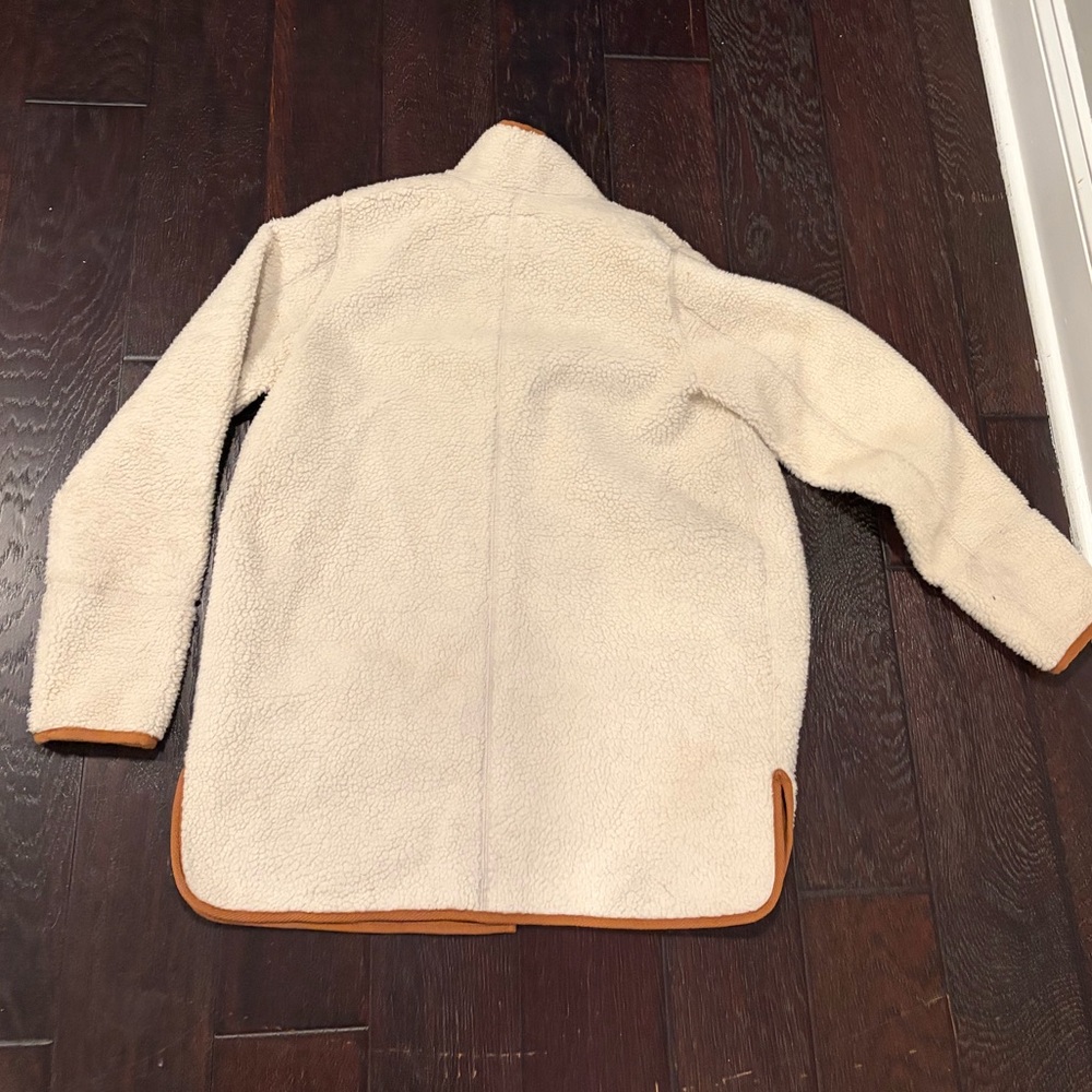 Sherpa Coat size XS - Picture 2 of 3